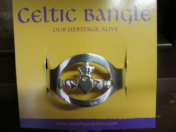 Keltischer Armreif Claddagh (KVB05)